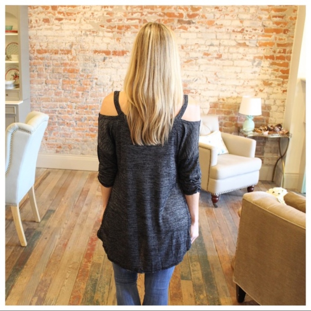 Black/Gray Cold Shoulder Ribbed Knit Tunic - Picture 3 of 3